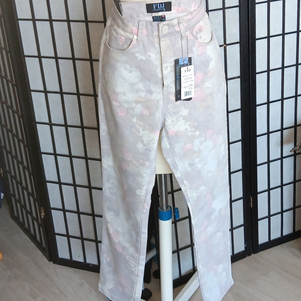 FDJ French Dressing Jeans, Size 8.